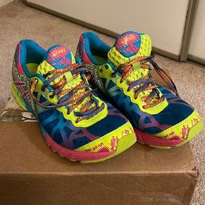 Asics Gel-Noosa Tri 9 size 8.5